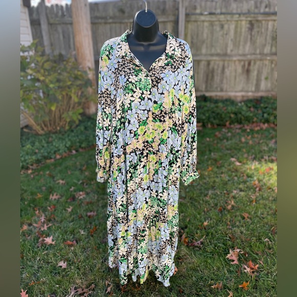 H&M Floral Tiered Long Maxi Dress Size XL Shift Collared Cottagecore Prairie‎ - Picture 2 of 11
